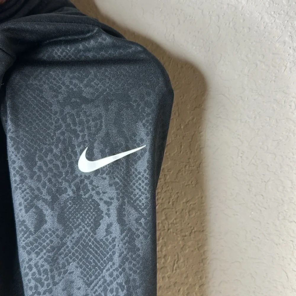 Nike pro dri